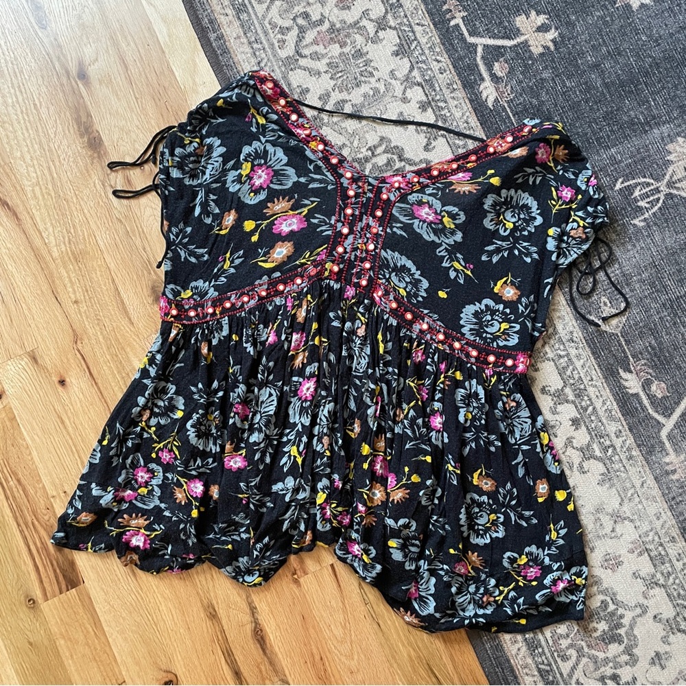 Free People Flowy Floral Mirror Empire Blouse Black Blue XSmall